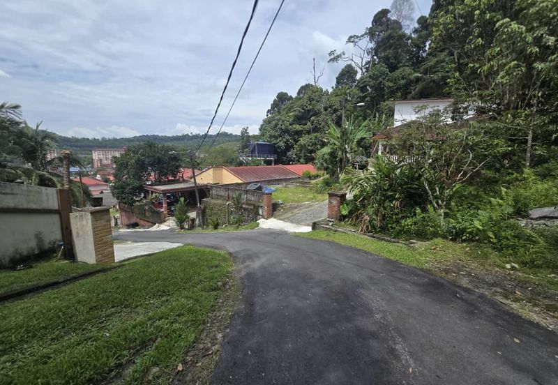 Kampung Bukit Sungai Puteh