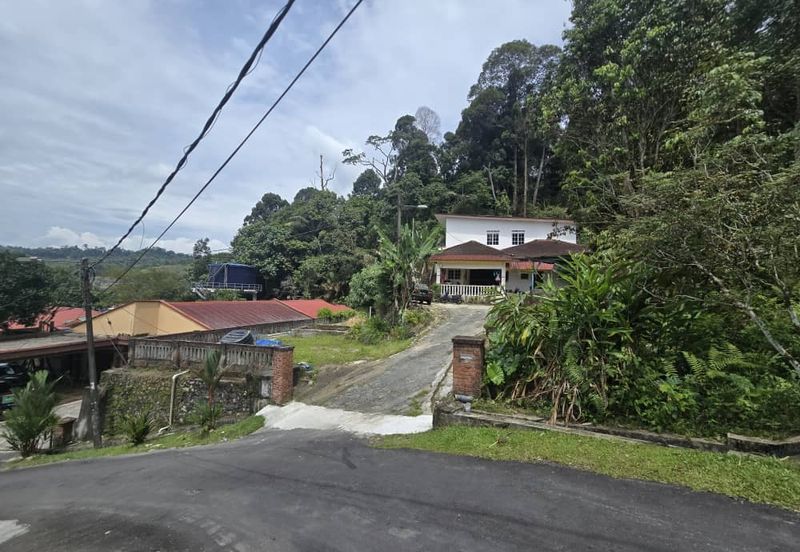 Kampung Bukit Sungai Puteh