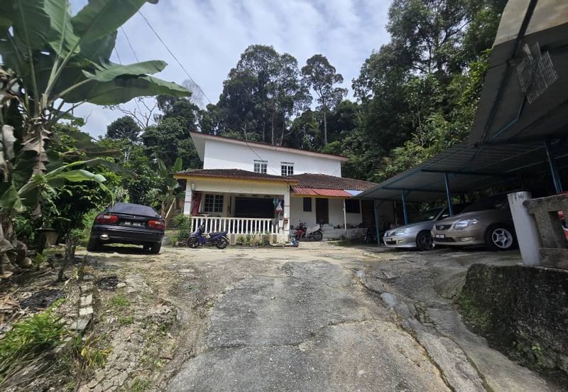 Kampung Bukit Sungai Puteh