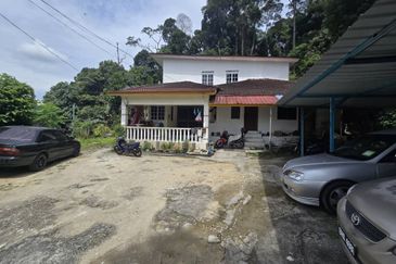 Kampung Bukit Sungai Puteh