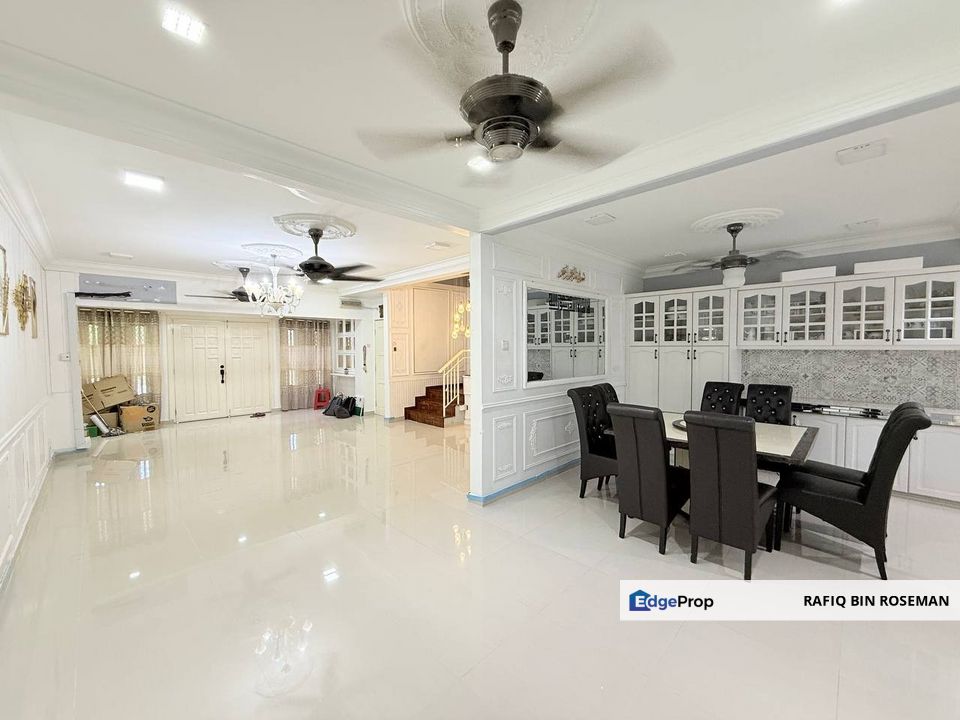 Superlink Double Storey Bandar Bukit Mahkota Bangi, Selangor, Bangi