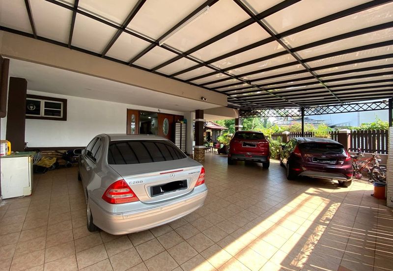 Corner Lot Double Storey Taman Melawati