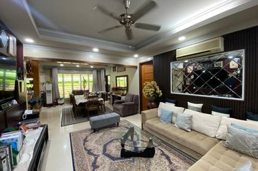 Corner Lot Double Storey Taman Melawati