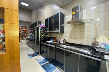 Corner Lot Double Storey Taman Melawati