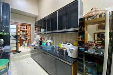 Corner Lot Double Storey Taman Melawati