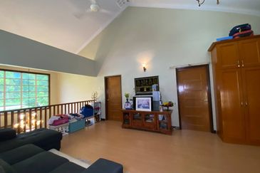 Corner Lot Double Storey Taman Melawati