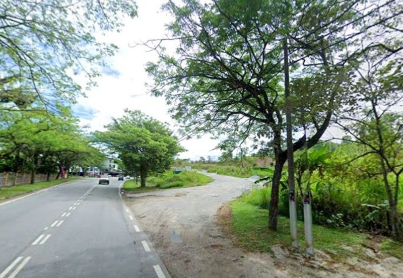 Kulai Lagenda 4.74 acres Petrol Station & Commercial Land For Sale 