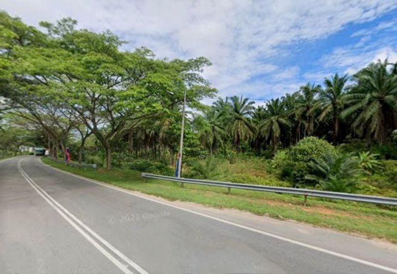 Kulai Lagenda 4.74 acres Petrol Station & Commercial Land For Sale 