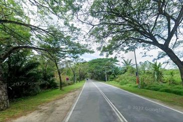 Kulai Lagenda 4.74 acres Petrol Station & Commercial Land For Sale 