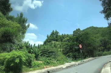 Selangor Hulu Langat Kajang Seri Kembangan 6 Acres Zoning Residential or Industrial Land for SALE🔥