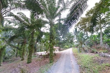 Johor Simpang Renggam Kawasan Perindustrian IKS 41 Acres Zoning Residential Development Land for SALE