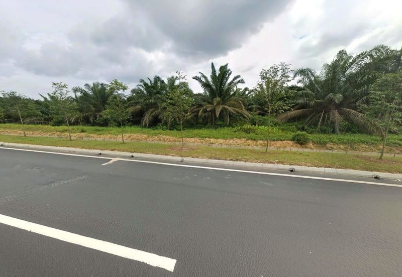 Melaka 1000 acres Converted & Zoning Industrial Land for SALE