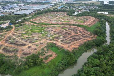 Pasir Gudang 85 Acres Medium Industrial Land For SALE ‼️ 