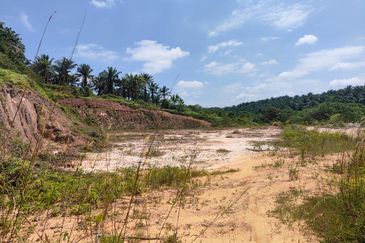 Kempas Lama Zoning Industrial 8.25 Land For Sale 