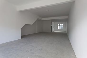 Pasir Gudang Jalan Kong Kong Double Storey Shoplot For Rent 
