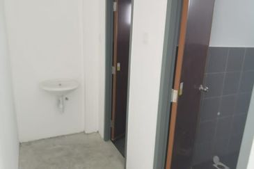 Pasir Gudang Jalan Kong Kong Double Storey Shoplot For Rent 