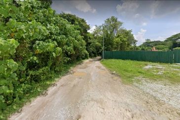 Selangor Hulu Selangor Batang Kali 73 Acres Converted Industrial Land for SALE ‼️