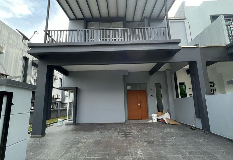 Kulai Taman Tropika Double Storey Cluster House FOR SALE ‼️ 