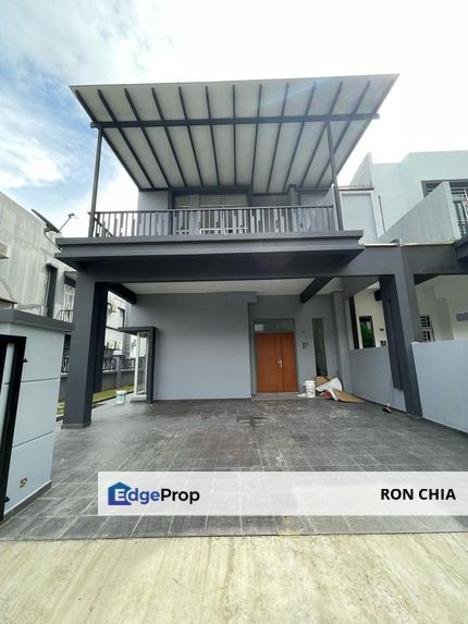 Kulai Taman Tropika Double Storey Cluster House FOR SALE ‼️ , Johor, Kulai