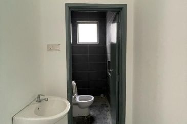 Kulai Taman Tropika Double Storey Cluster House FOR SALE ‼️ 