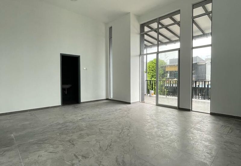 Kulai Taman Tropika Double Storey Cluster House FOR SALE ‼️ 