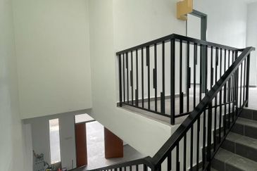 Kulai Taman Tropika Double Storey Cluster House FOR SALE ‼️ 