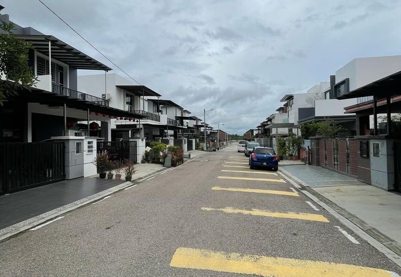 Kulai Taman Tropika Double Storey Cluster House FOR SALE ‼️ 