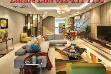 Selayang Spacious 5 Rooms 5 Bathrooms Super Link House FOR SALE. Maximised built-up from 2,824 sqft. Prime Hilltop with Natural Breeze