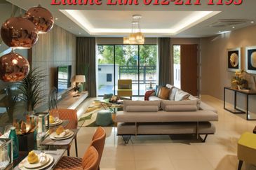 Selayang Spacious 5 Rooms 5 Bathrooms Super Link House FOR SALE. Maximised built-up from 2,824 sqft. Prime Hilltop with Natural Breeze