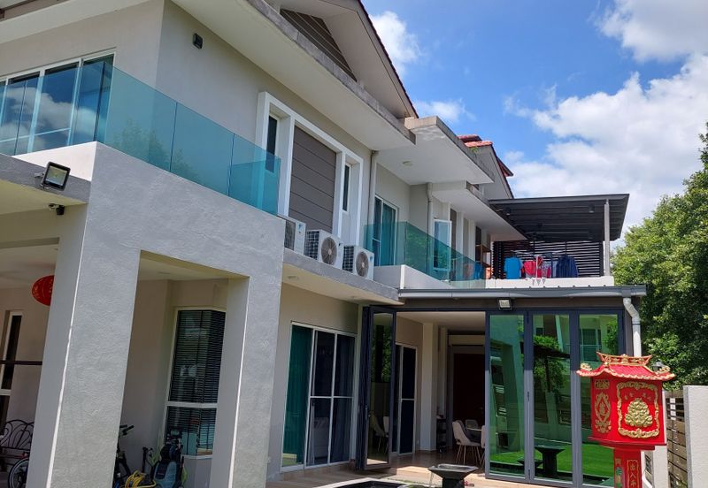 Selayang Idaman Hills Freehold Gated & Guarded Semi-D Surrounded By Greens Convenient for Groceries, Schools, eassy access
