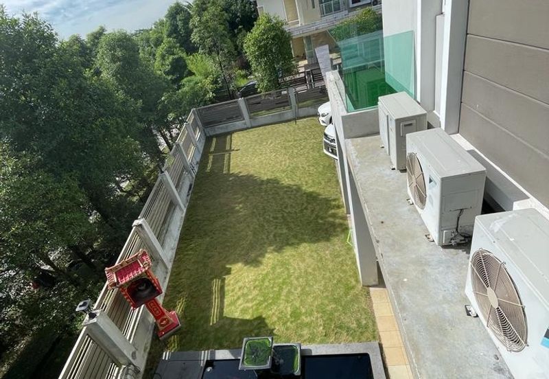 Selayang Idaman Hills Freehold Gated & Guarded Semi-D Surrounded By Greens Convenient for Groceries, Schools, eassy access
