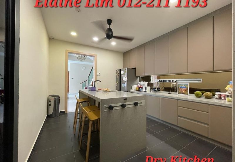 Selayang Idaman Hills Freehold Gated & Guarded Semi-D Surrounded By Greens Convenient for Groceries, Schools, eassy access