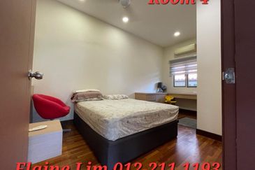 Selayang Idaman Hills Freehold Gated & Guarded Semi-D Surrounded By Greens Convenient for Groceries, Schools, eassy access