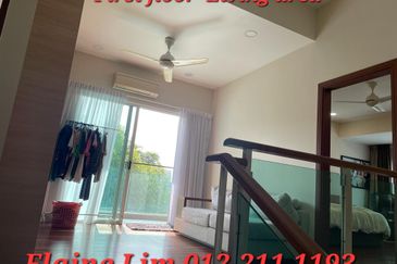 Selayang Idaman Hills Freehold Gated & Guarded Semi-D Surrounded By Greens Convenient for Groceries, Schools, eassy access