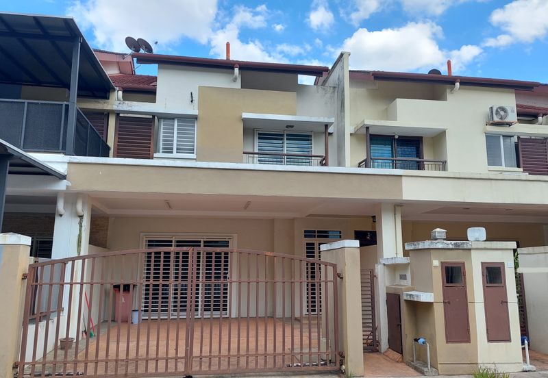 Damansara Damai @ Sutera Damansara 2 Storey Fully Renovated Link House, Matured Township conveniently close to amenities, MRT, schools. 