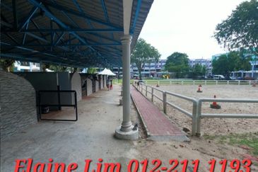 Rawang Bandar Country Home Freehold 4 Sty Shop Office, Matured Neighbourhood. 