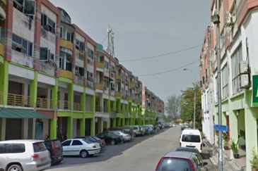 Rawang Bandar Country Home Freehold 4 Sty Shop Office, Matured Neighbourhood. 