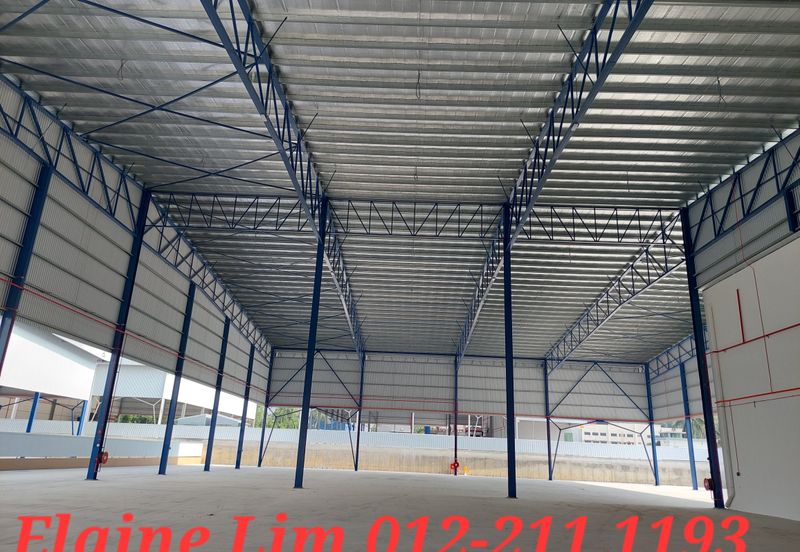 Rawang Single Storey Detached Factory with 2 storey Office For Sale. Easy access to LATAR, GUTHRIE, NORTH SOUTH HIGHWAY.