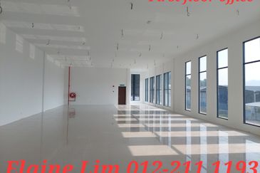 Rawang Single Storey Detached Factory with 2 storey Office For Sale. Easy access to LATAR, GUTHRIE, NORTH SOUTH HIGHWAY.