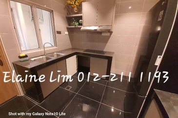 KL Taman Permata Shop / Hotel For Sale. Freehold Shop, With Lift. Near Kuala Lumpur City Centre, Wangsa Maju & Sri Rampai LRT Station.