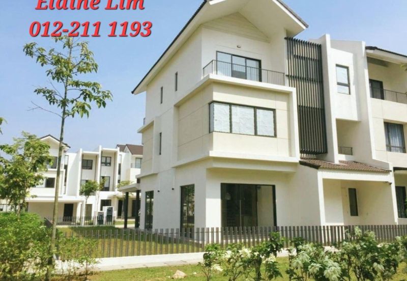 Rawang Taman Sari Freehold New 3 Sty Garden Luxury Corner House For Sale. Surround by Green. 1.5Km from Rawang Toll. Near AEON, International School.