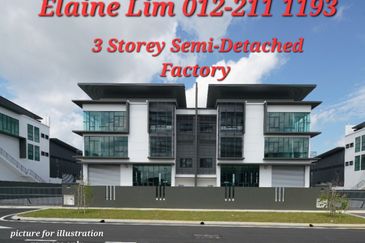 Rawang Freehold 3 Sty Semi D Factory Cum Office with Lift For Sale. Ready to move in Easy Access via North-South Expressway, LATAR.