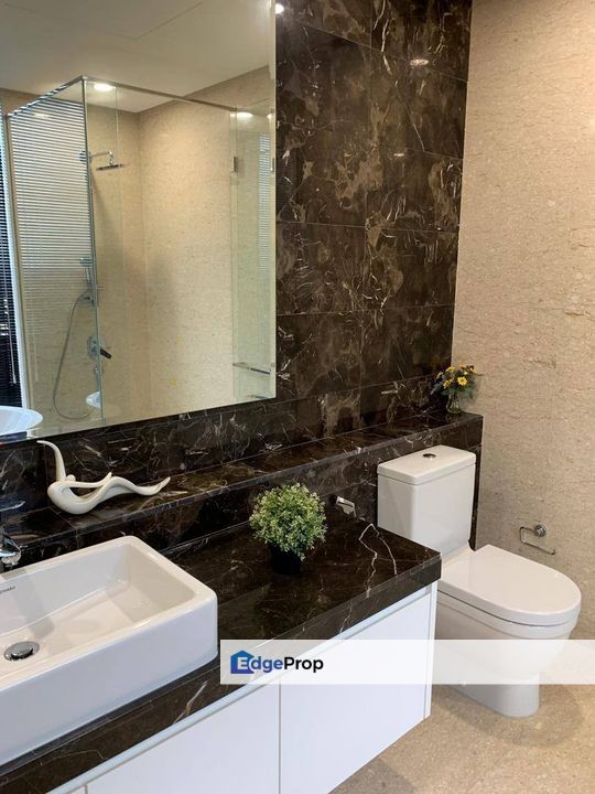 Freehold the astaka luxury condominum corner lot at johor bahru with renovated  and fully furniture, Johor, Johor Bahru