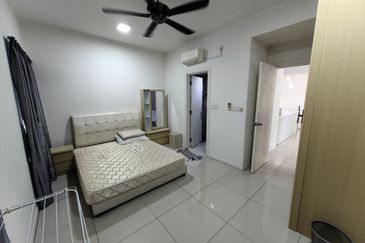 Ujana Executive Apartment