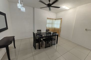 Ujana Executive Apartment