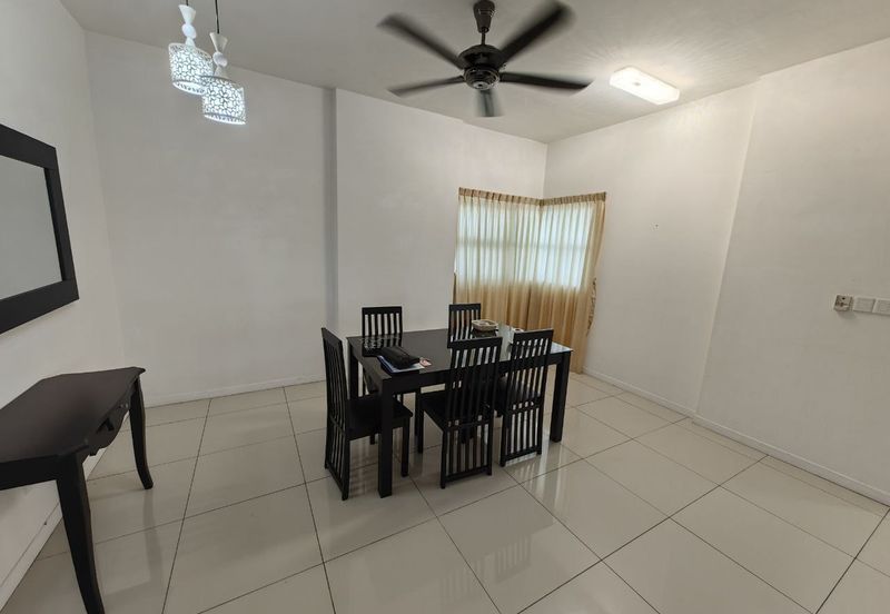 Ujana Executive Apartment