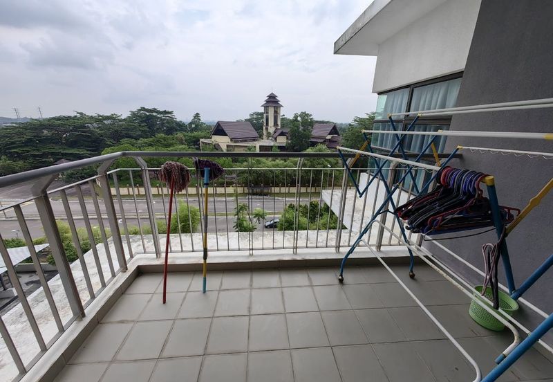 Ujana Executive Apartment