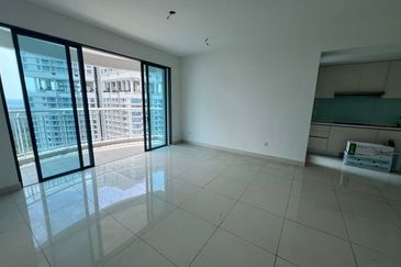 Teega Residences, Puteri Harbour