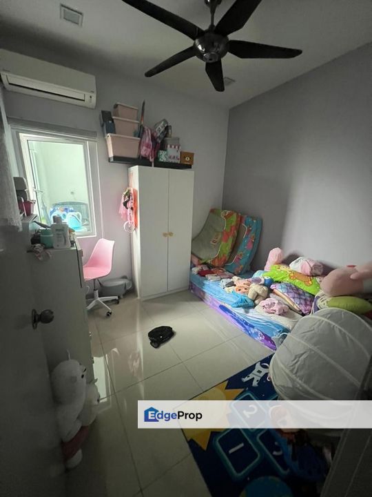 Freehold full loan 3 room service apartment at greenfield regency tampoi skudai, Johor, Tampoi