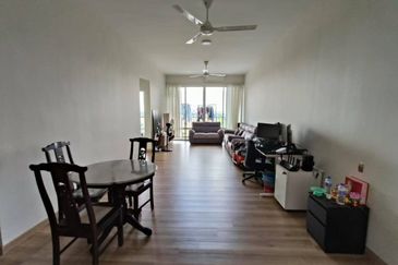 Dedaun Hijau (Greenfield Regency)